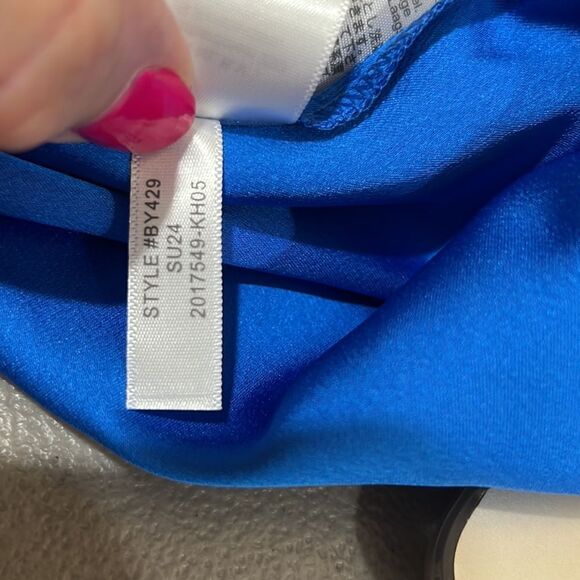 J. Crew factory Sleeveless button-back shell in bright Grotto NWT Size XS - Picture 9 of 10